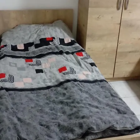 Xhaka Hostel *