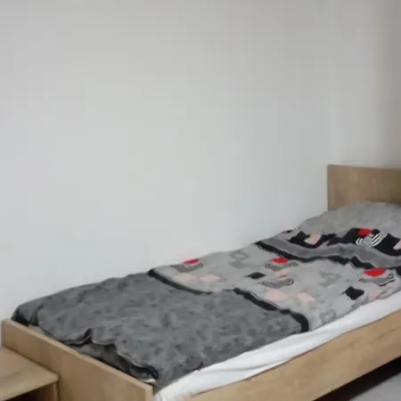 Xhaka Hostel *