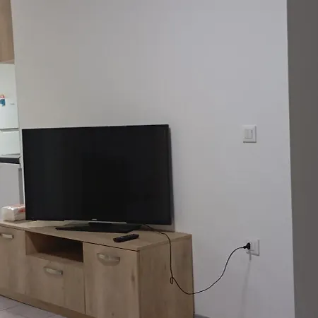 Xhaka Hostel *
